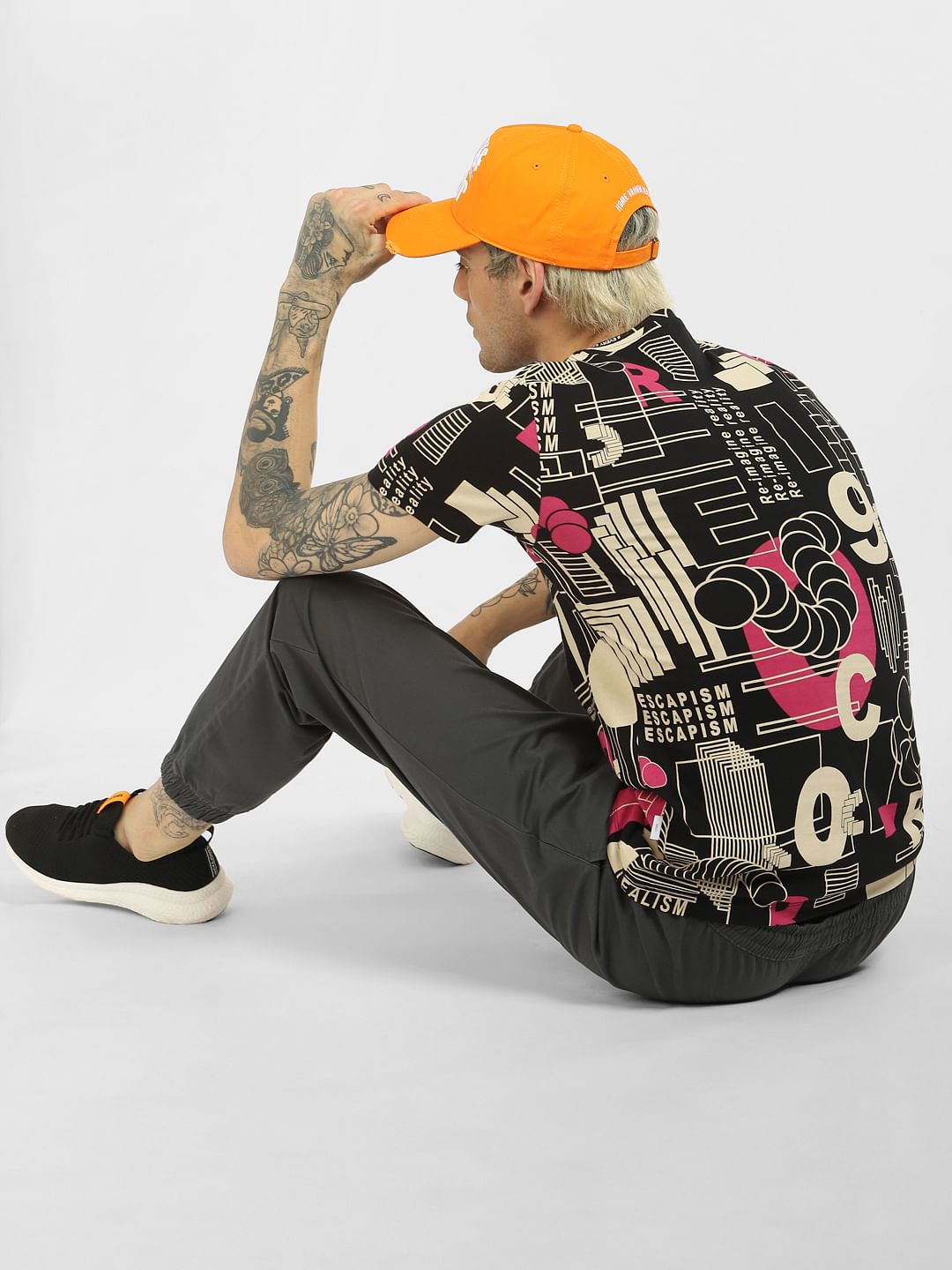 Black Abstract Print Crew Neck T-shirt - S