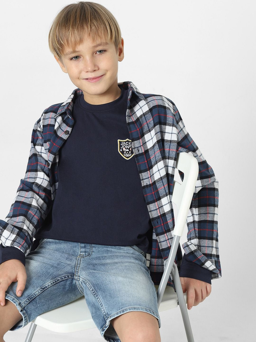 Boys Navy Blue Crew Neck T-shirt - 4/5Y