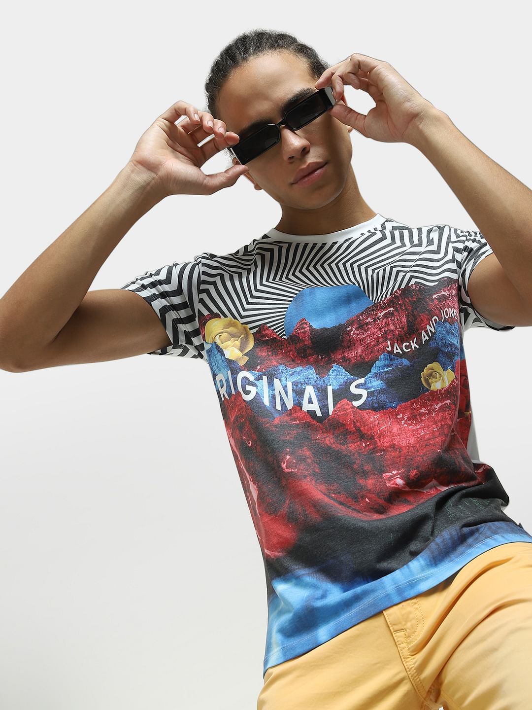 White Graphic Print Crew Neck T-shirt - S