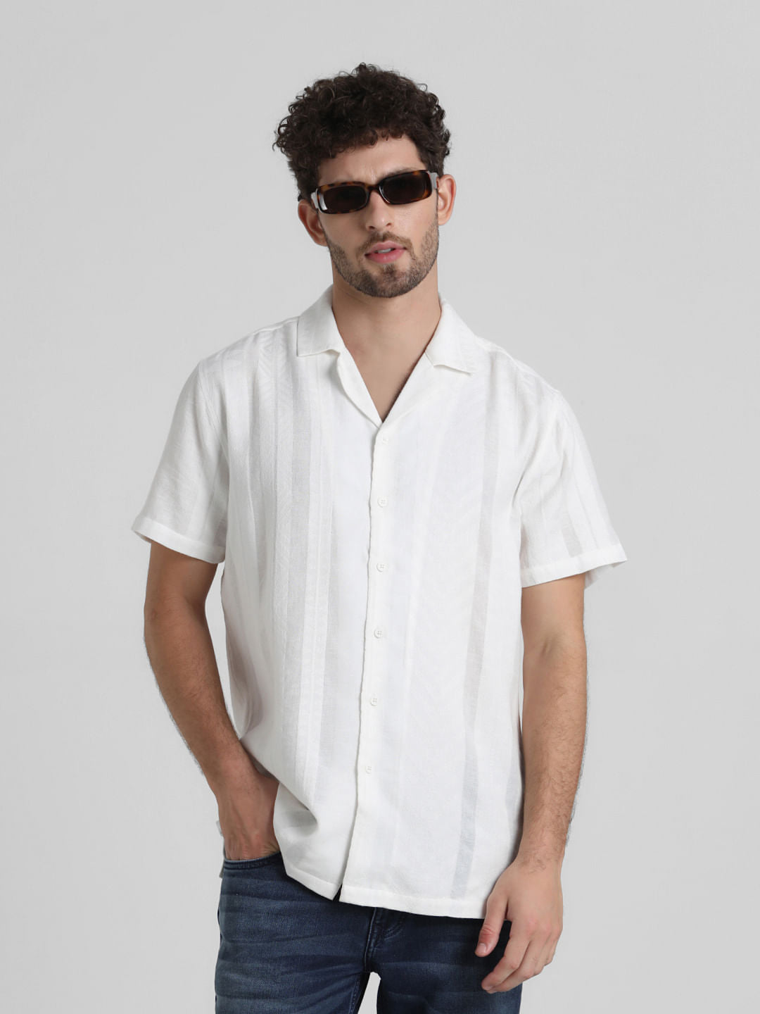 White Printed Short Sleeves Shirt - S