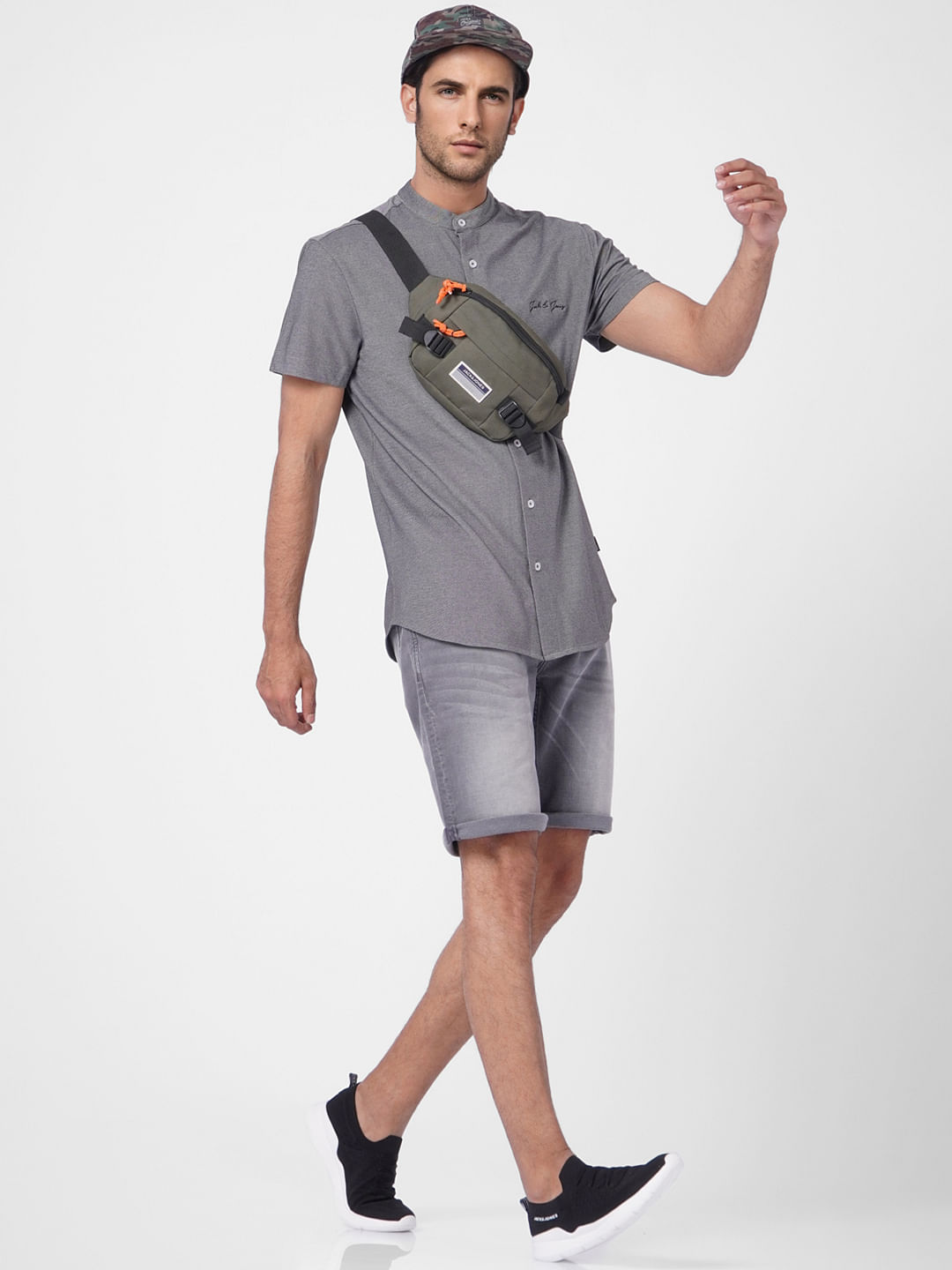 Black Short Sleeves Shirt