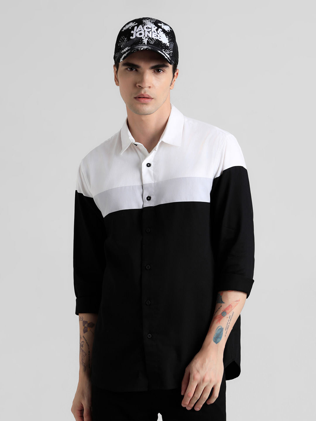 Black Colourblocked Full Sleeves Shirt - S