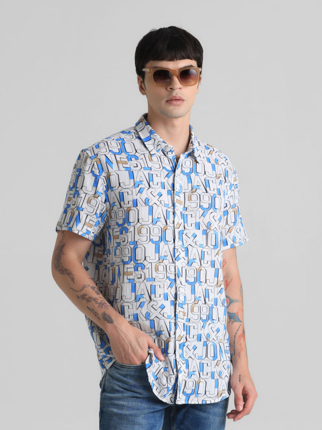 White Logo Print Short Sleeves Shirt - S