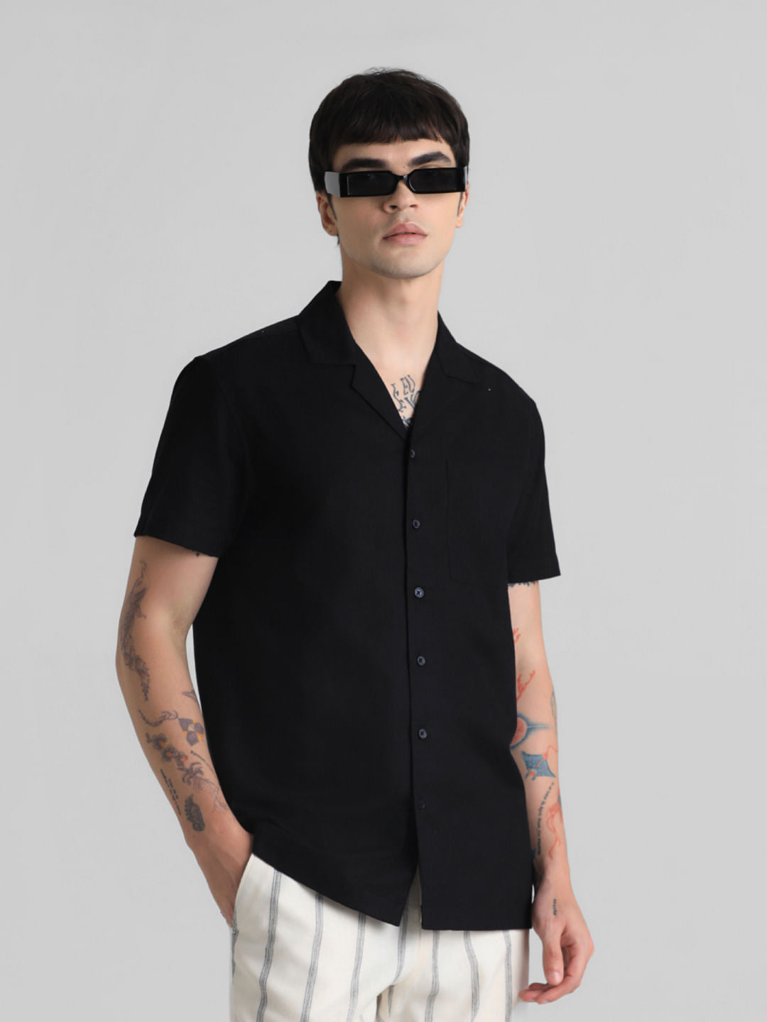Black Short Sleeves Shirt - S