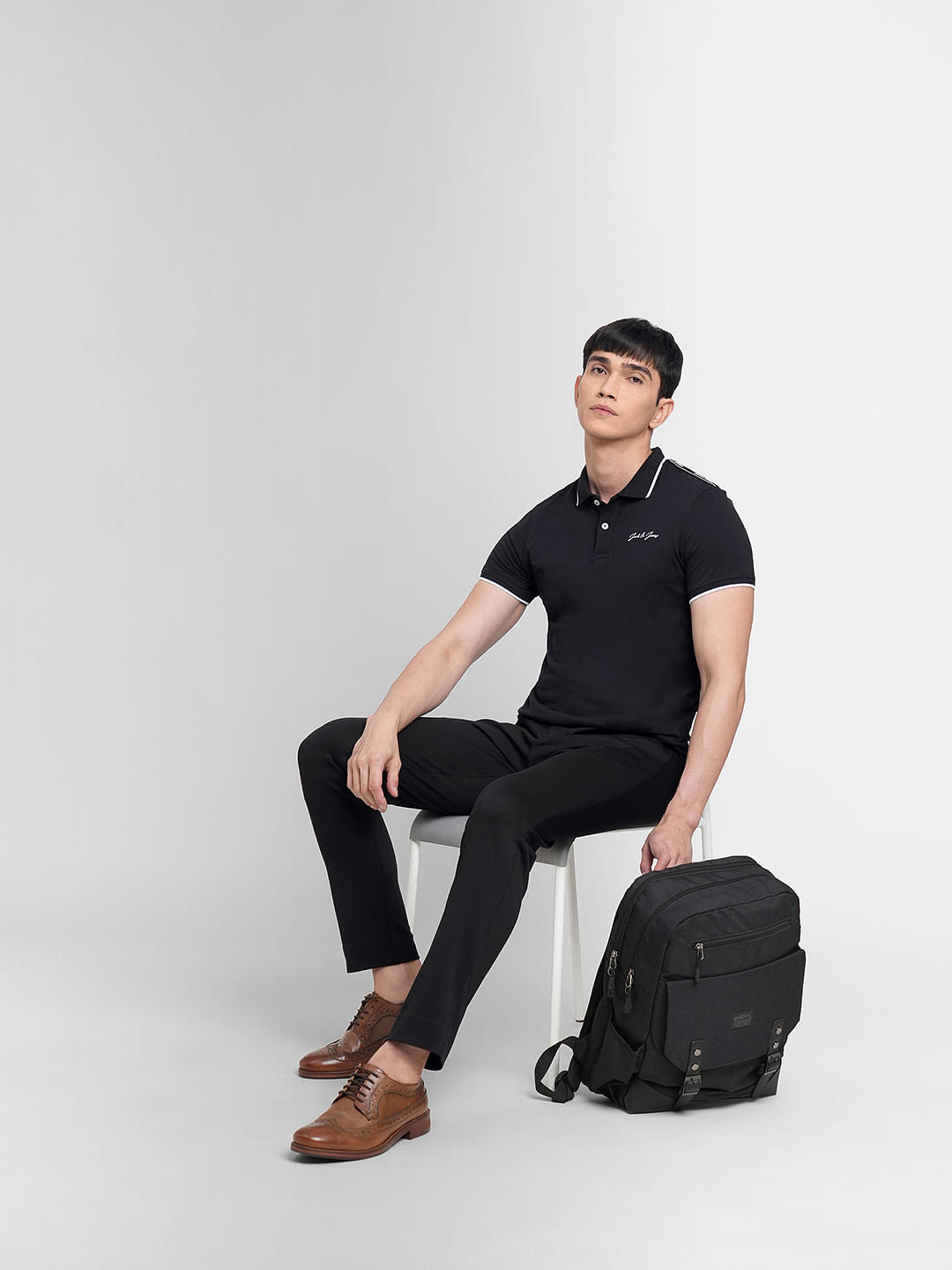 Black Mid Rise Slim Fit Trousers - 44