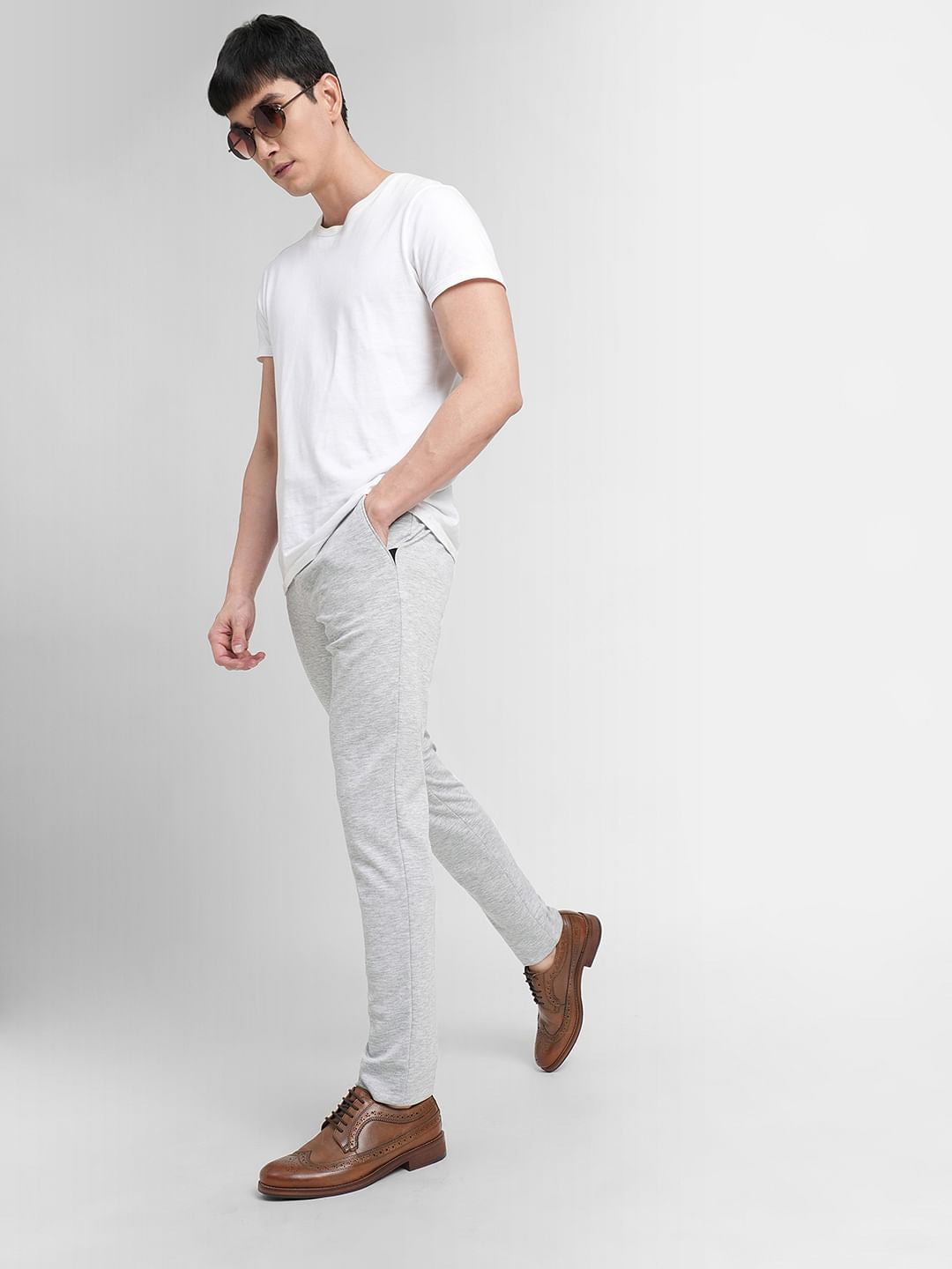 Grey Mid Rise Slim Fit Trousers - 44