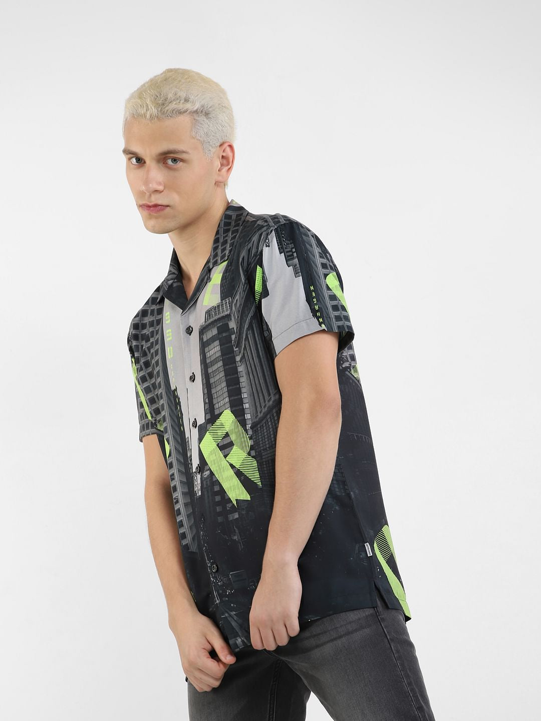 Black Printed Short Sleeve Shirt - S