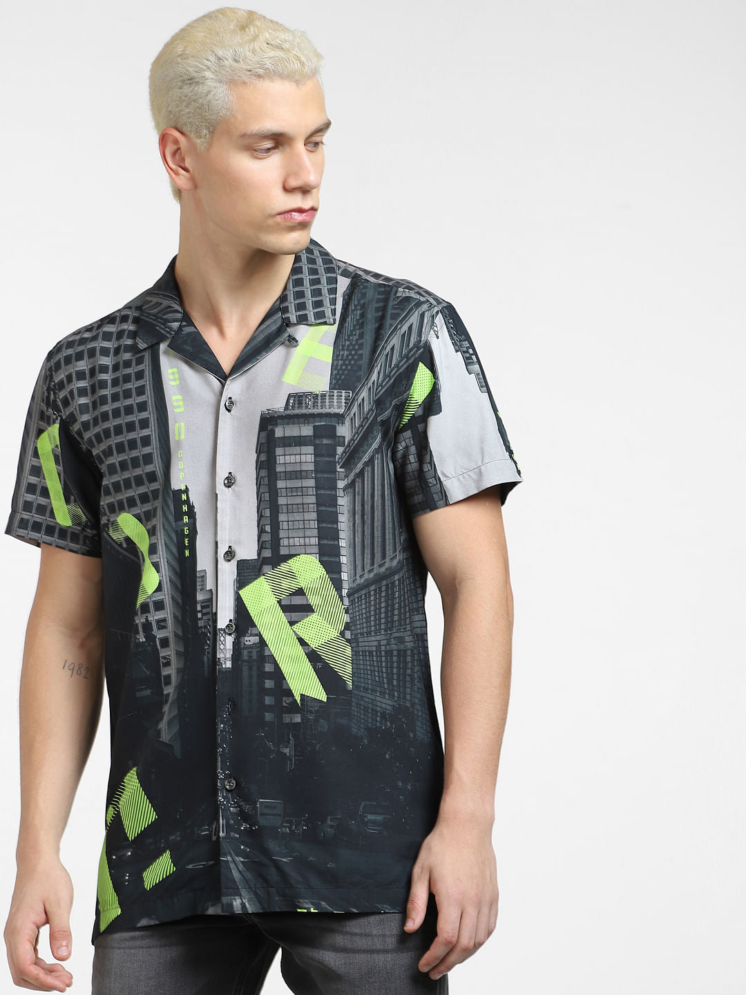 Black Printed Short Sleeve Shirt