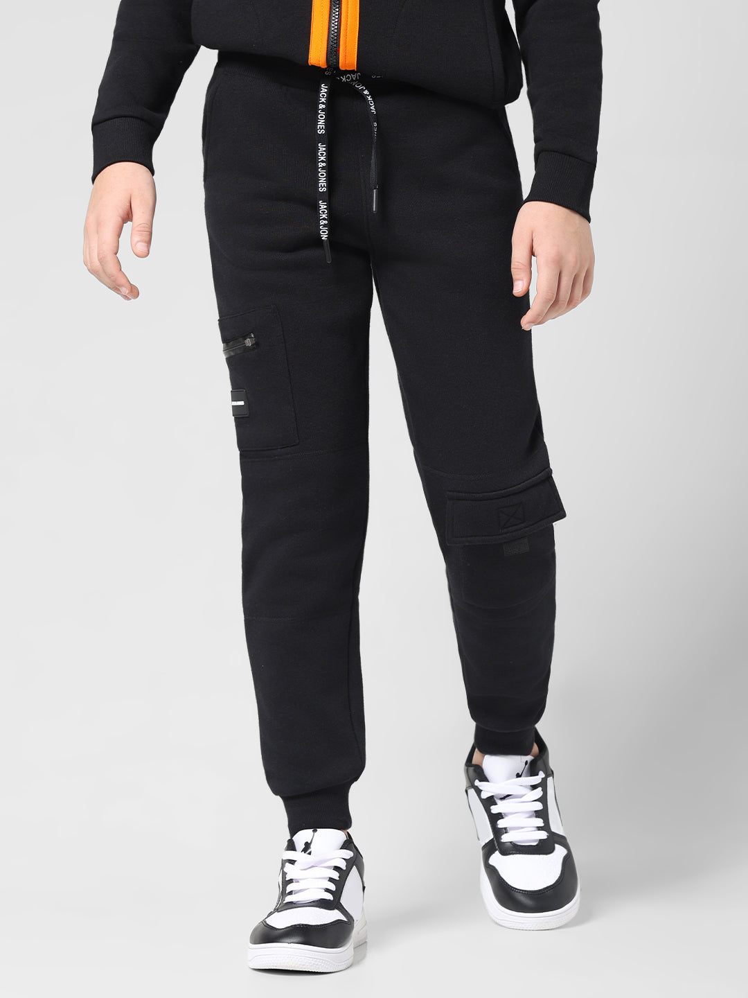 JUNIORS Black Regular Fit Print Sweatshirts