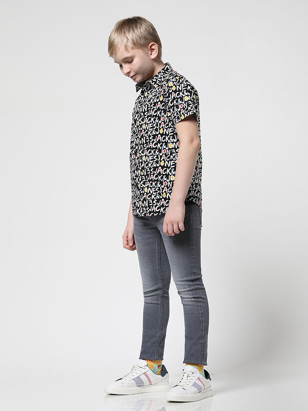 Boys Black Logo Print Short Sleeves Shirt - 4/5Y