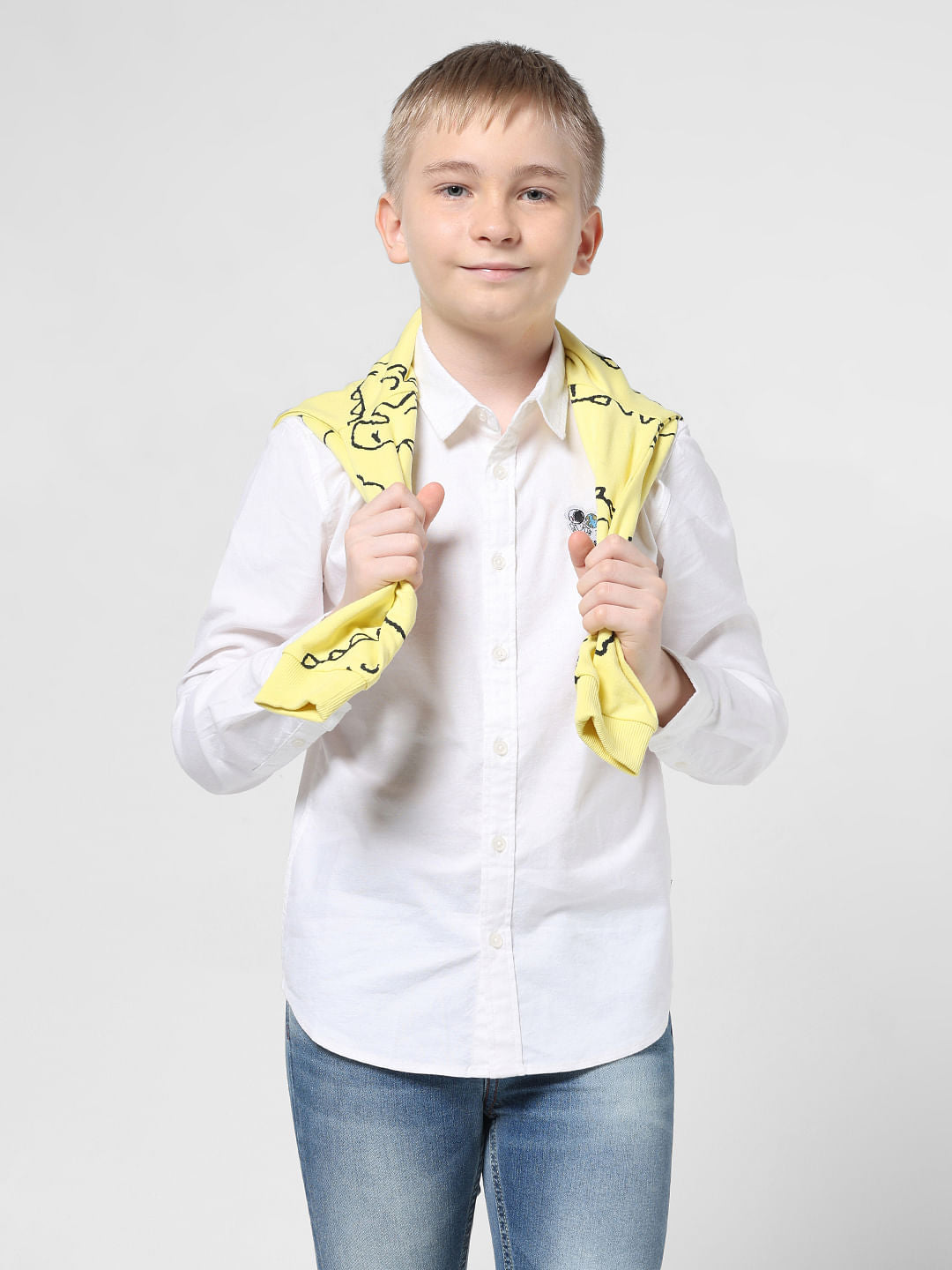 White Applique Detail Full Sleeves Shirt - 4/5Y