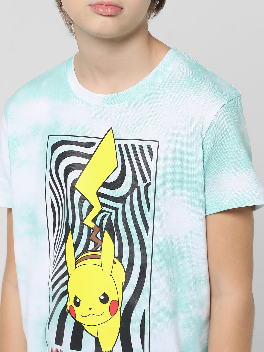 x Pok  mon Green Ombre Crew Neck T-shirt