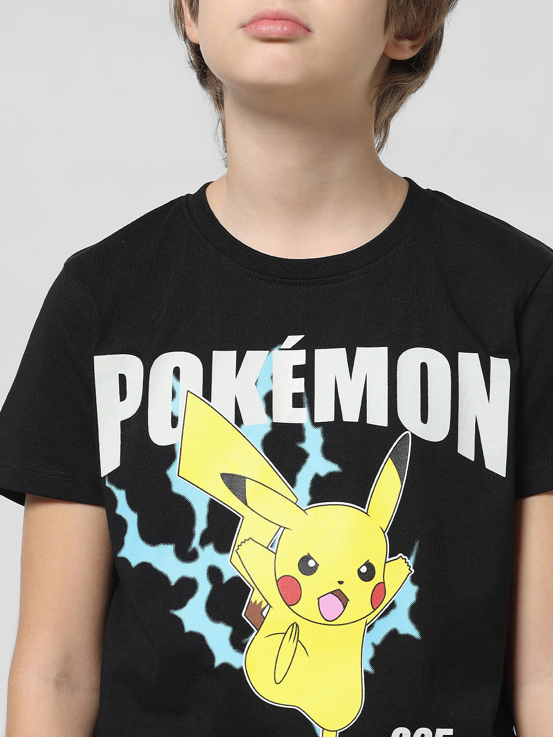 x Pok  mon Black Thunderbolt Crew Neck T-shirt