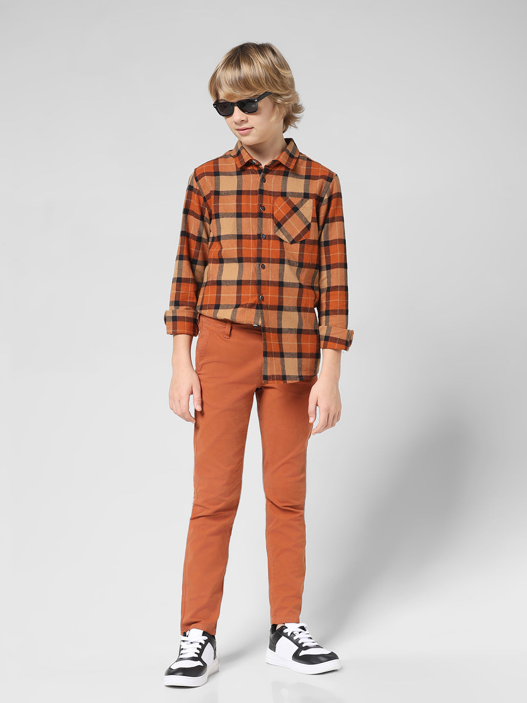 JUNIORS Green Regular Fit Trousers