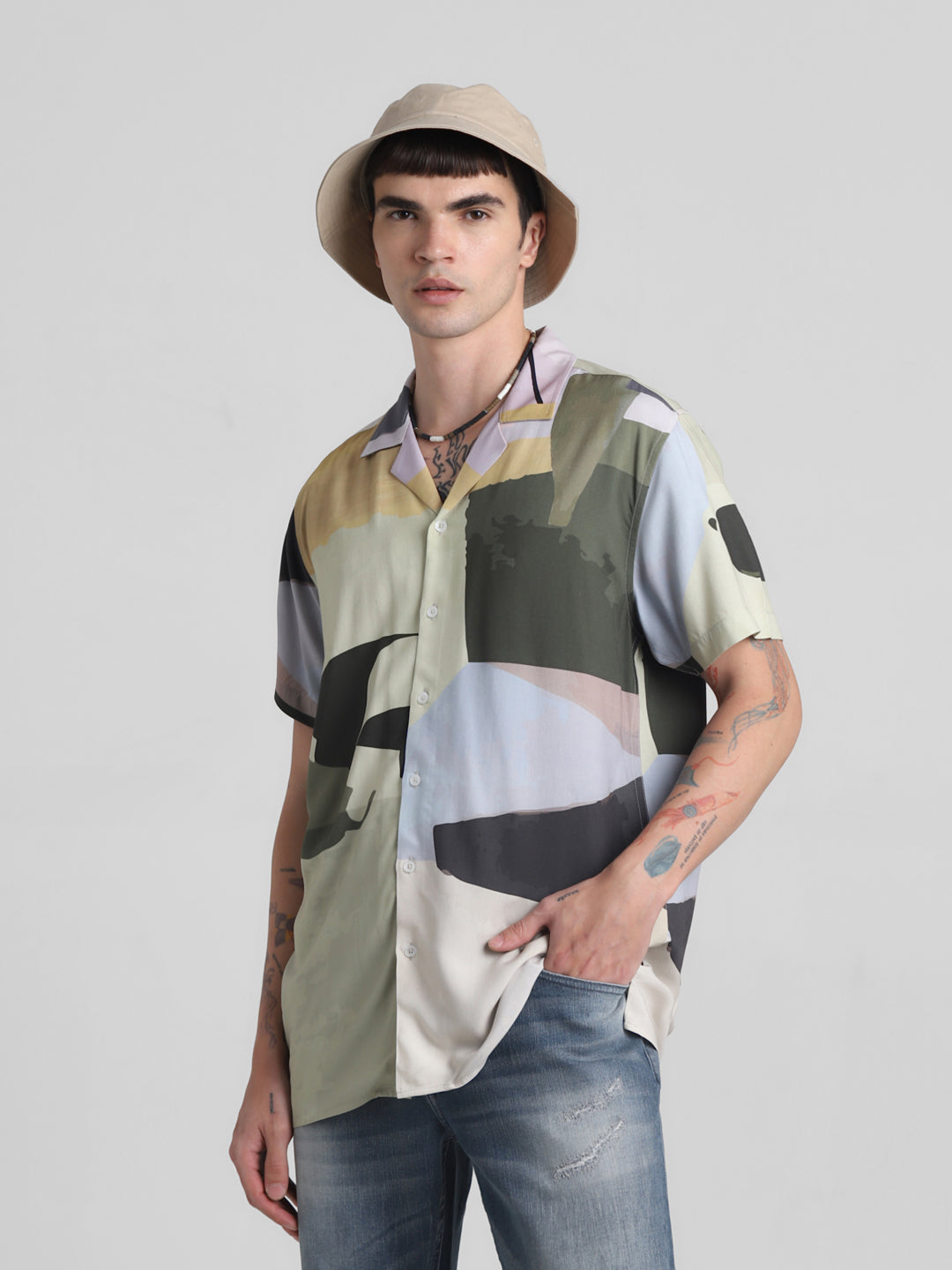 Scenic Print Resort Shirt - M