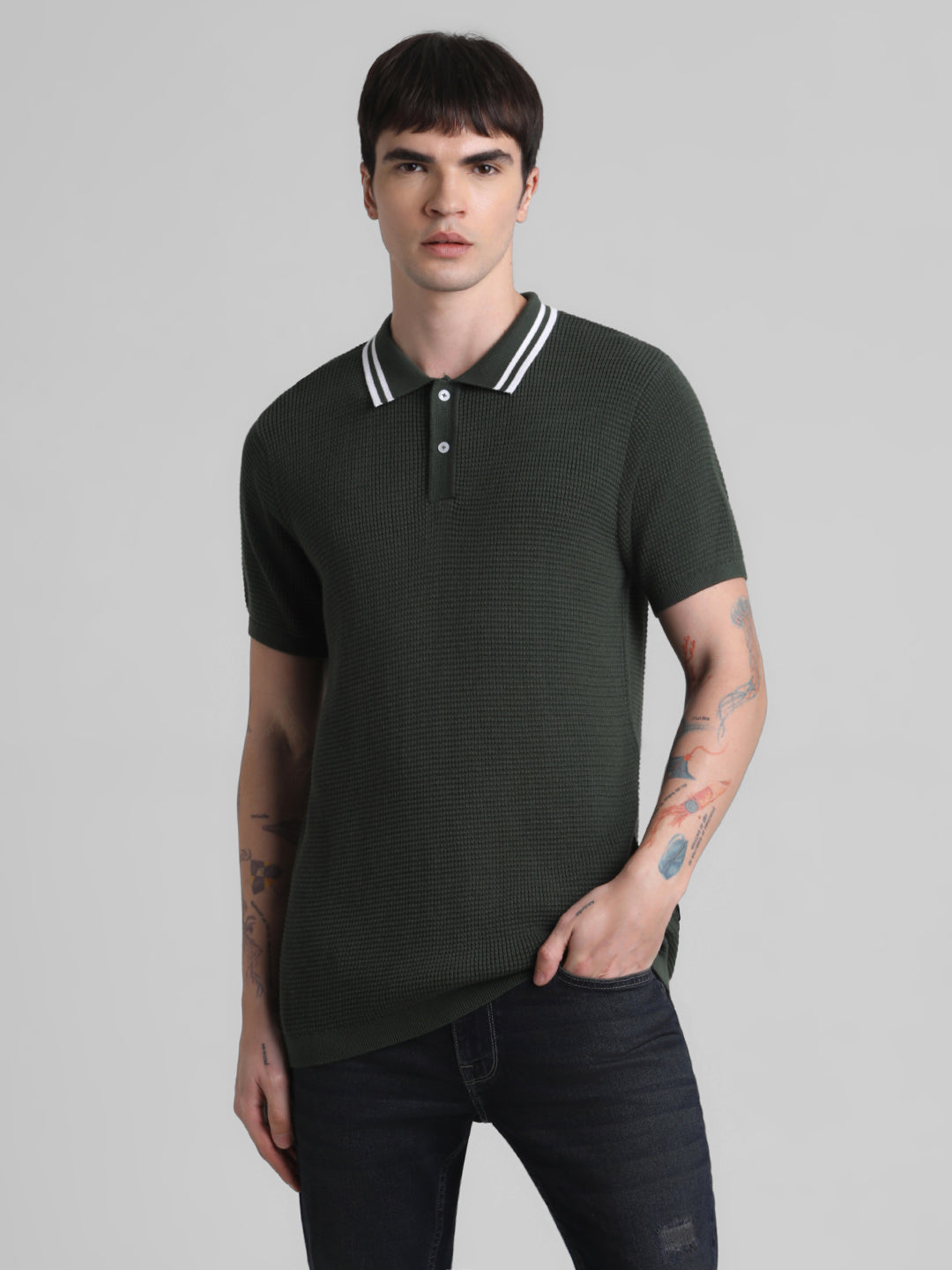 Textured Contrast Collar Knit Polo