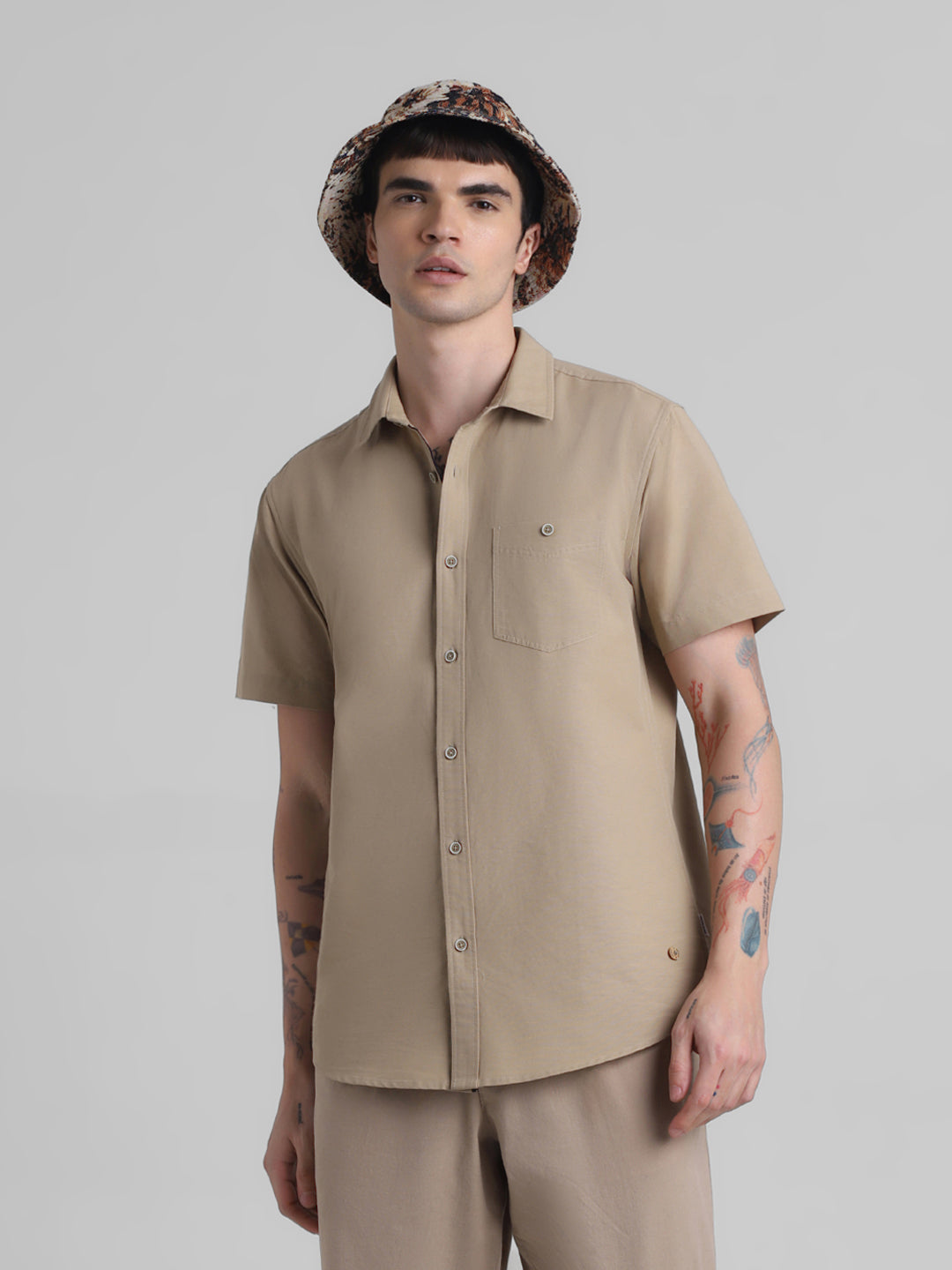 Beige Short Sleeve Shirt - M