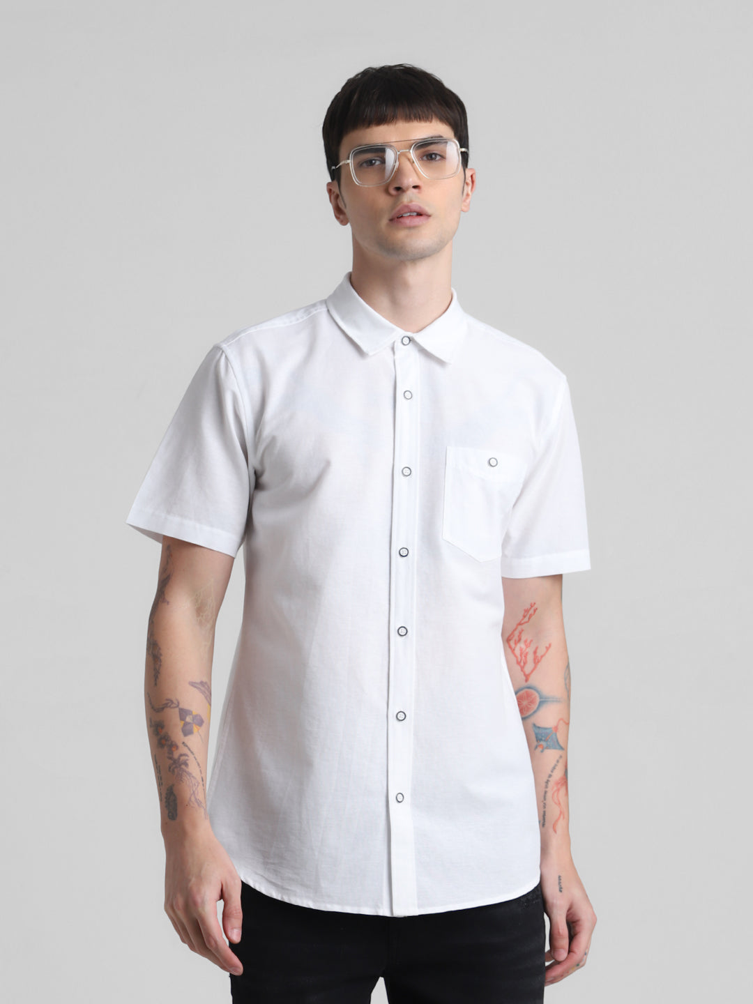 White Short Sleeve Shirt - S