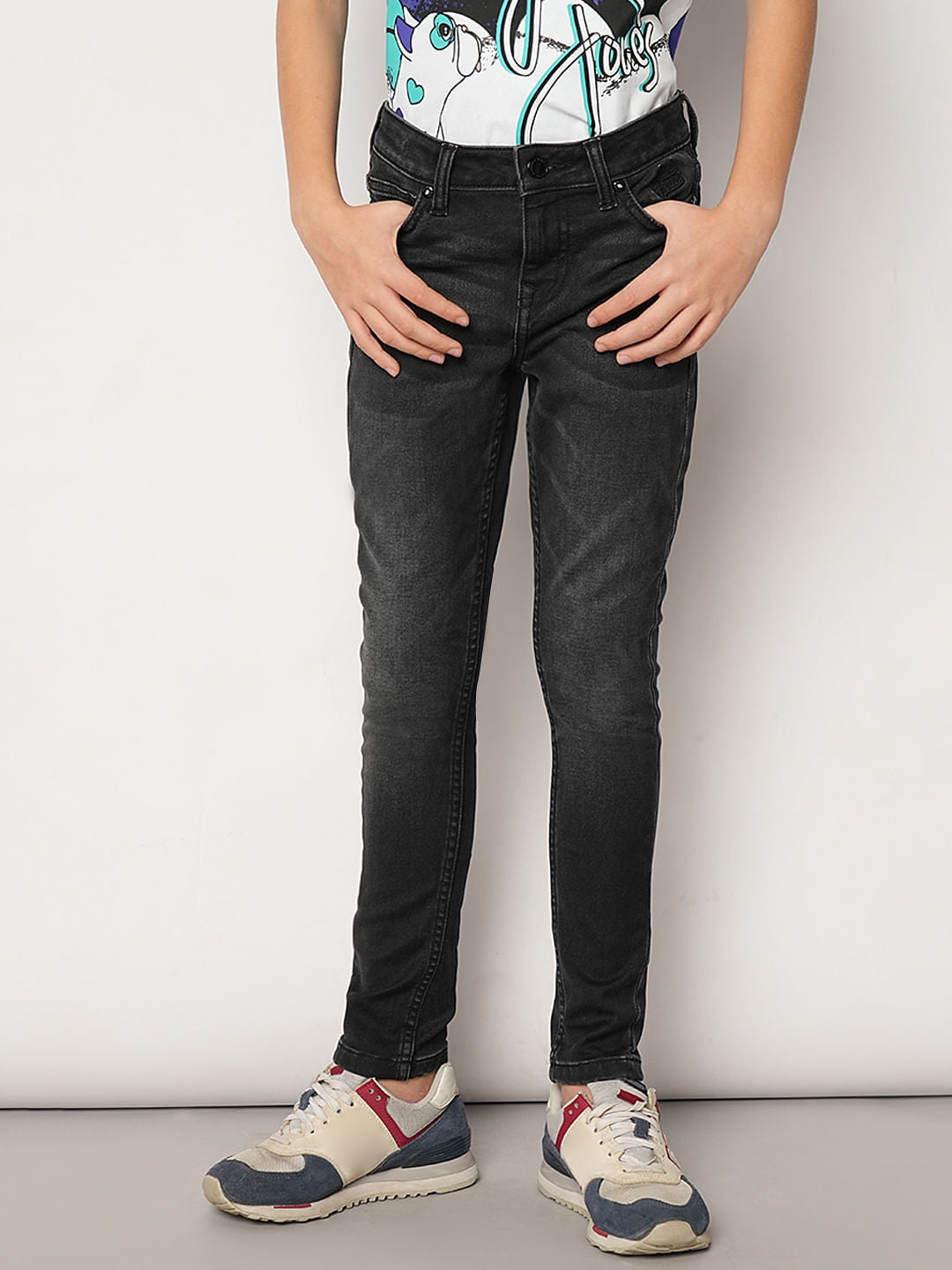 Boys Black Mid Rise Slim Fit Jeans
