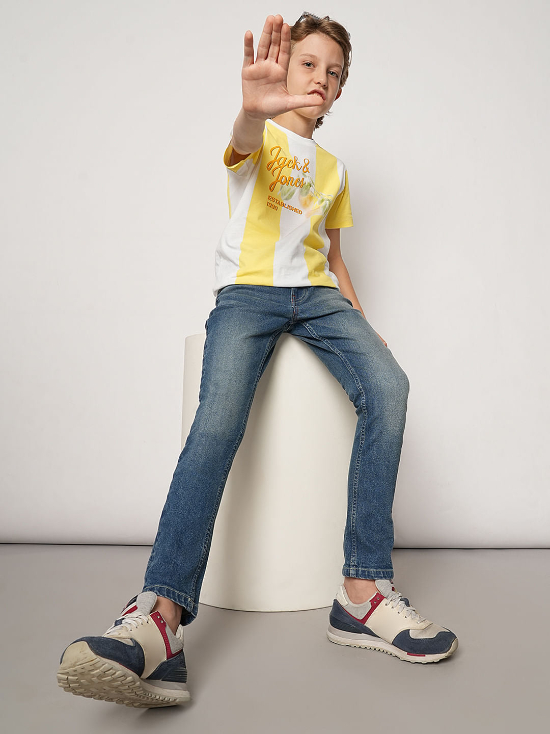 Boys Blue Mid Rise Regular Fit Jeans - 4/5Y
