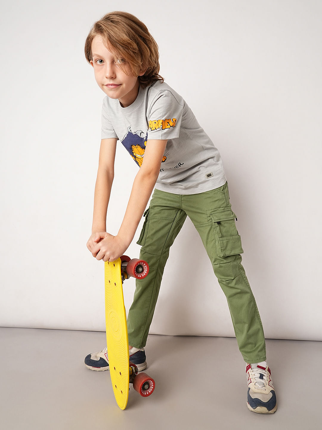 Dark Green Mid Rise Cotton Pants