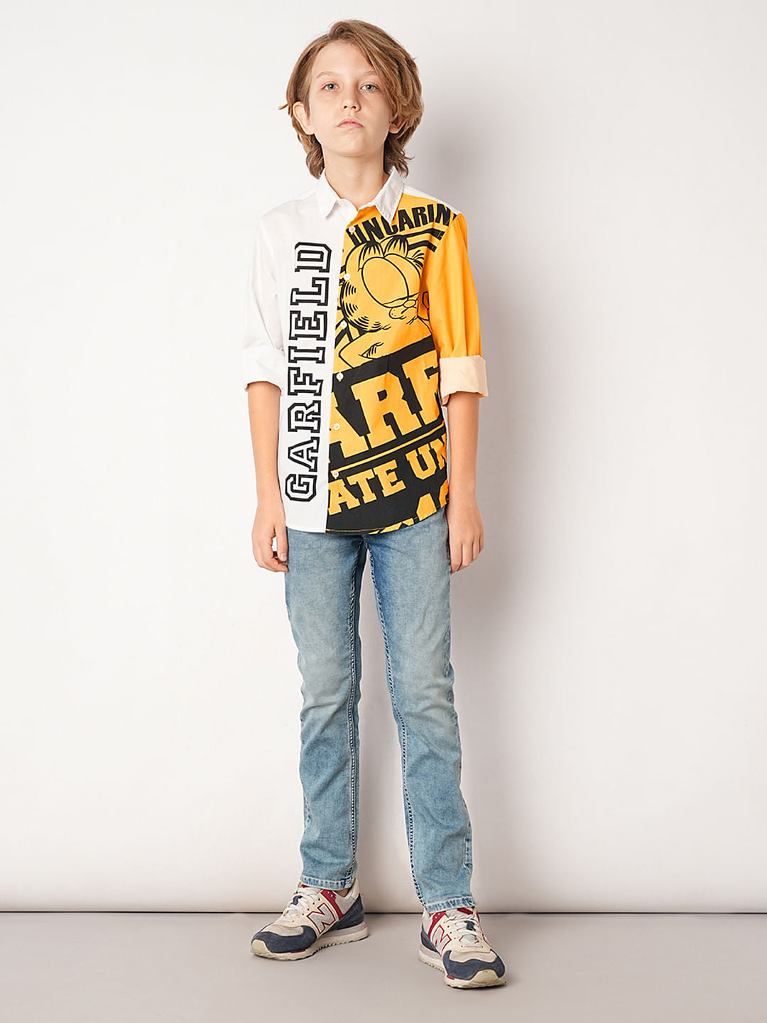 GARFIELD White Colourblocked Full Sleeves Shirt