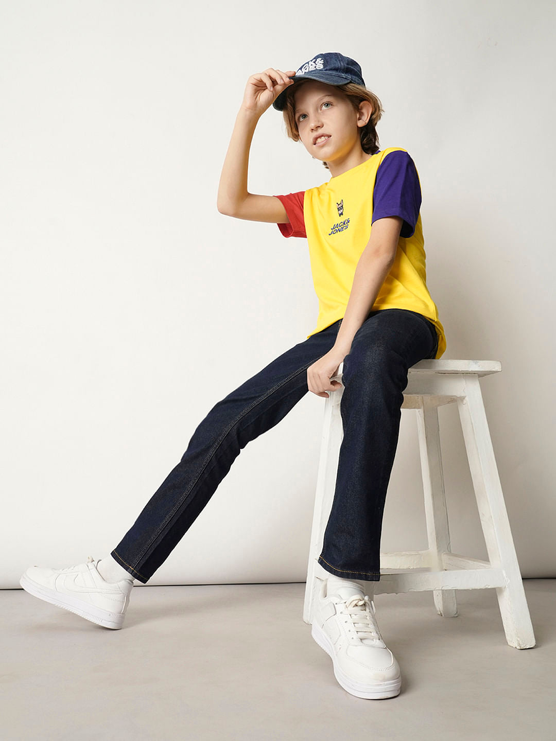 Boys Yellow Colourblocked T-shirt - 4/5Y