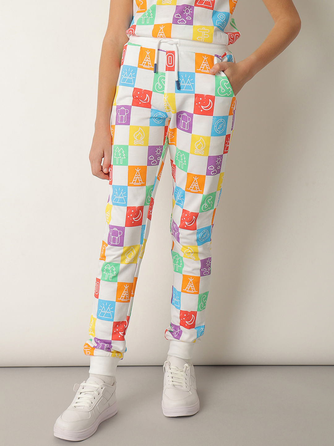 Boys White Printed Co-ord Set Sweatpants