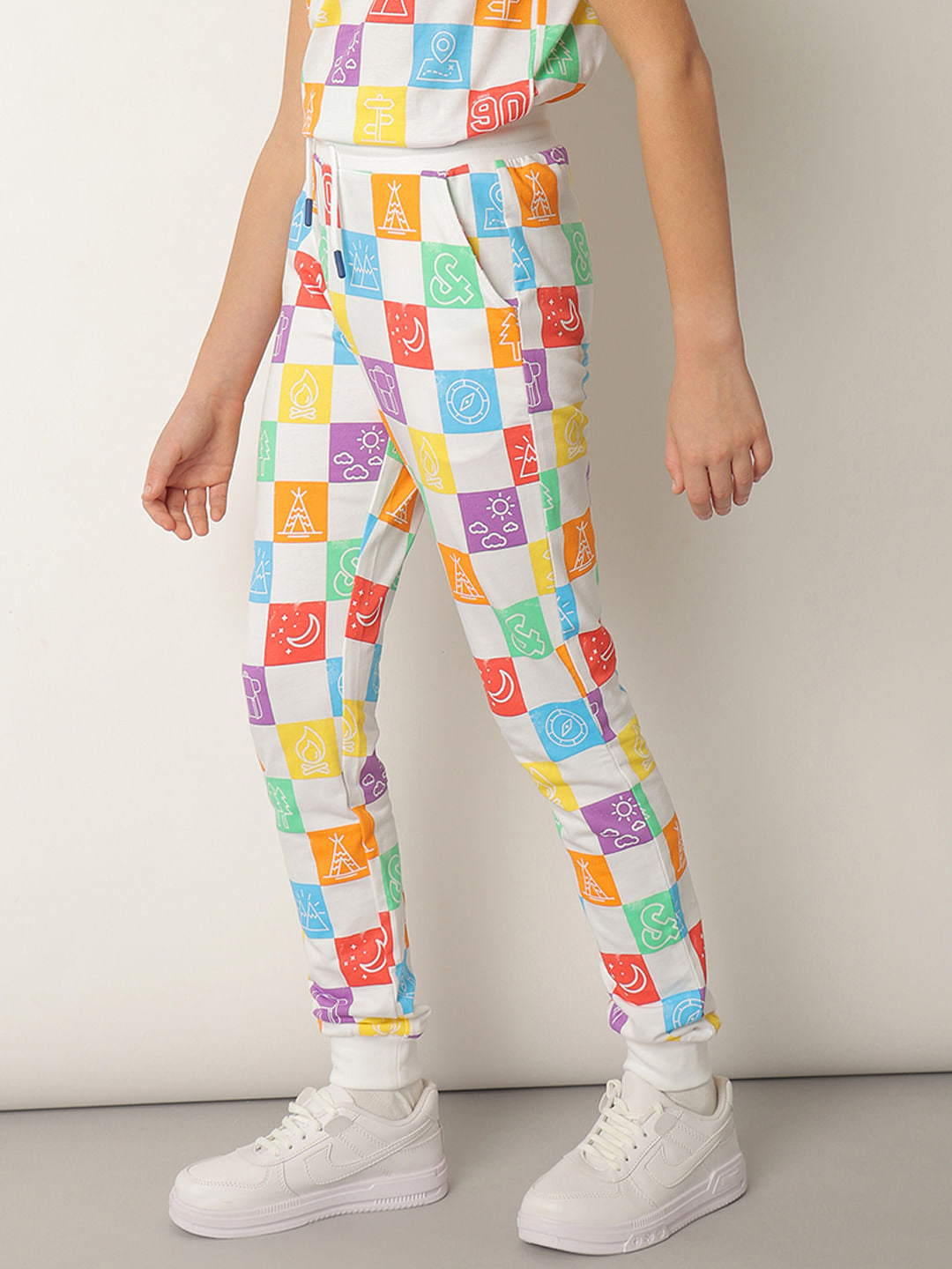 Boys White Printed Co-ord Set Sweatpants
