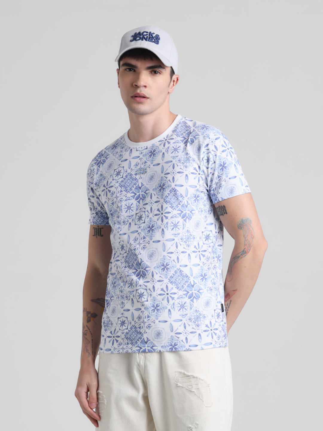 Abstract Printed T-shirt - S