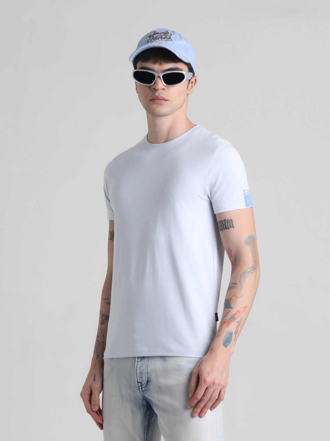 Light Blue Solid T-shirt - S