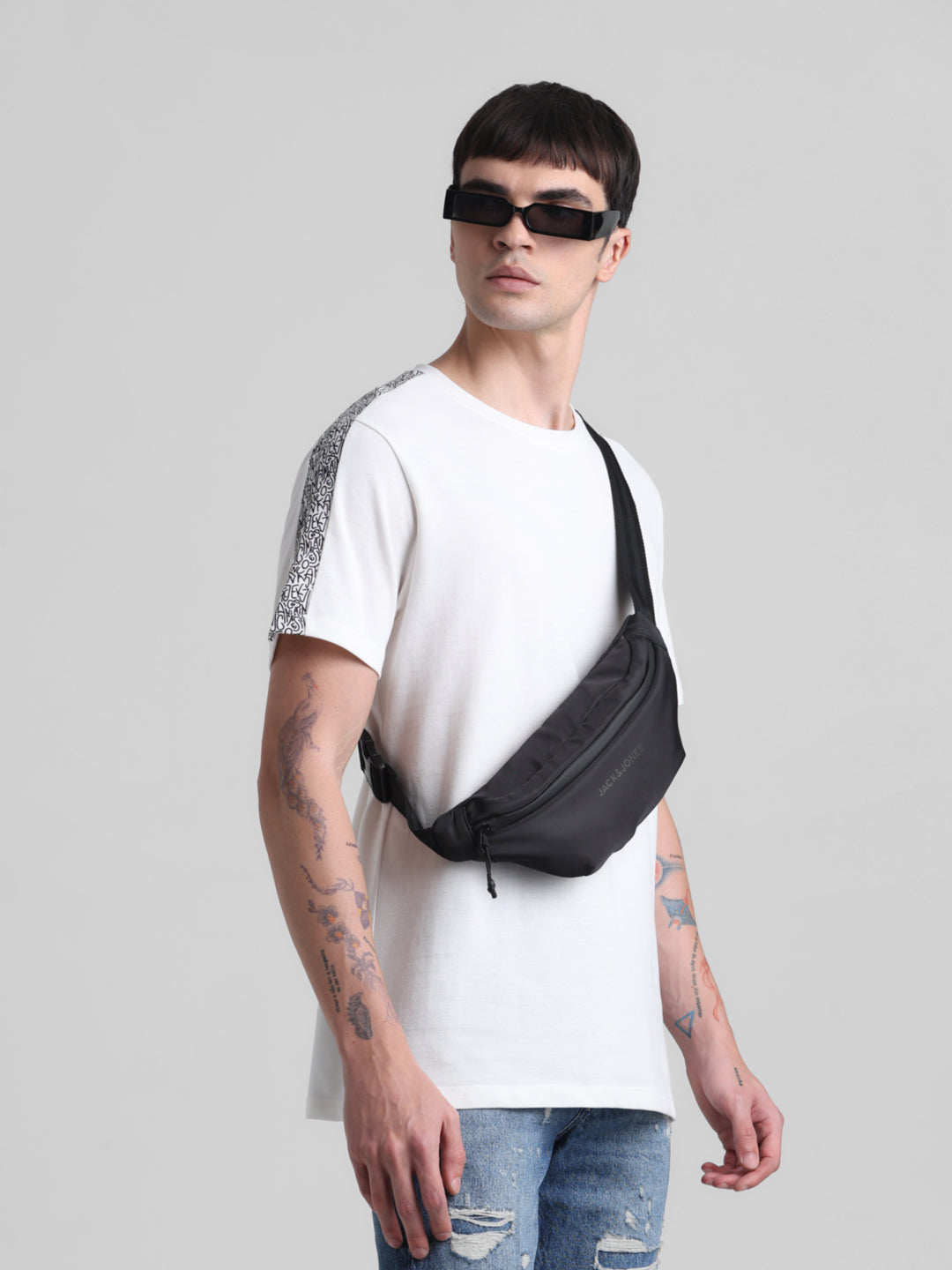 Black Contrast Tape T-shirt - S