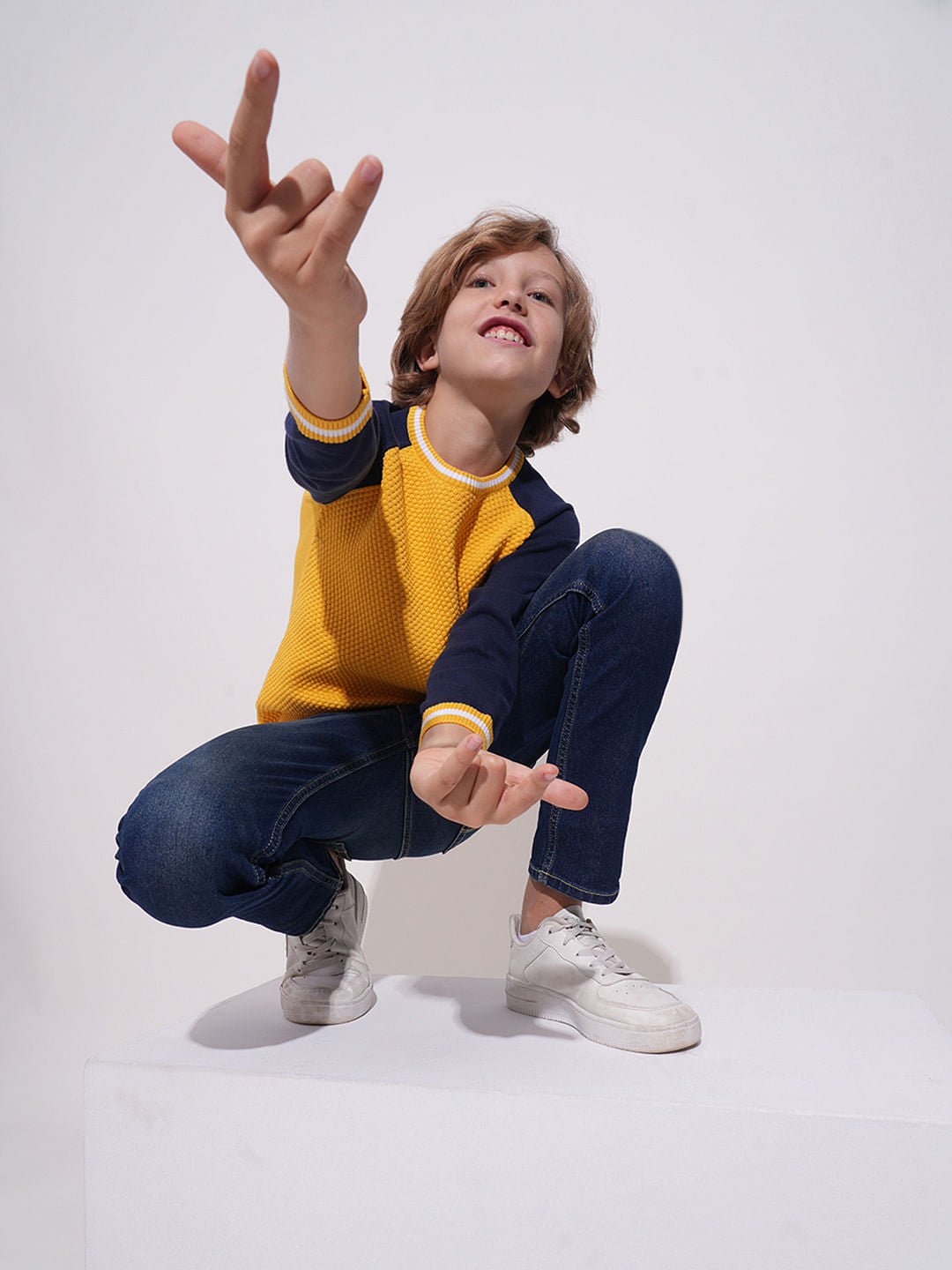 Boys Yellow Knitted Colourblocked Sweater - 4/5Y