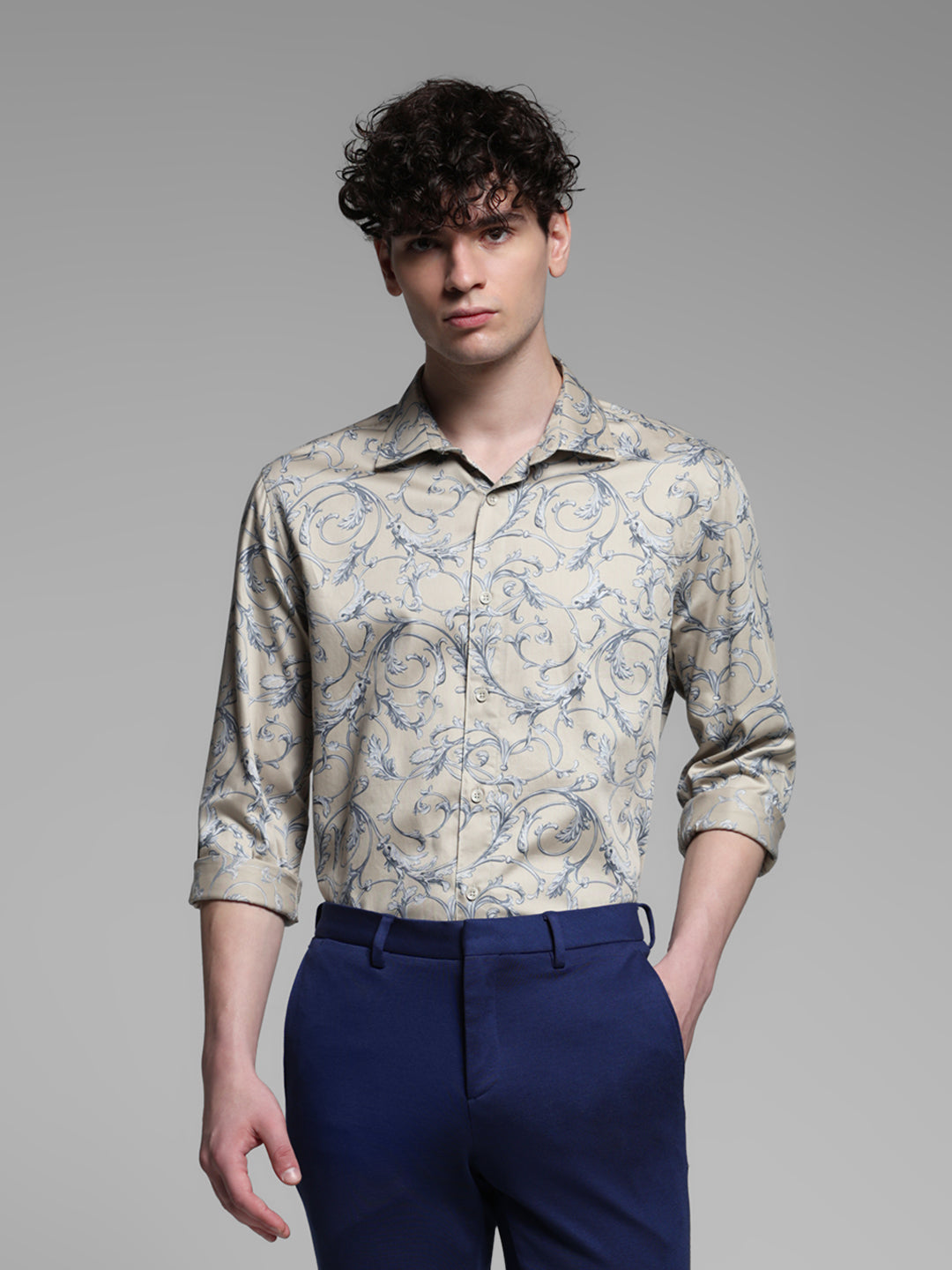 Printed Slim Fit Shirt - M
