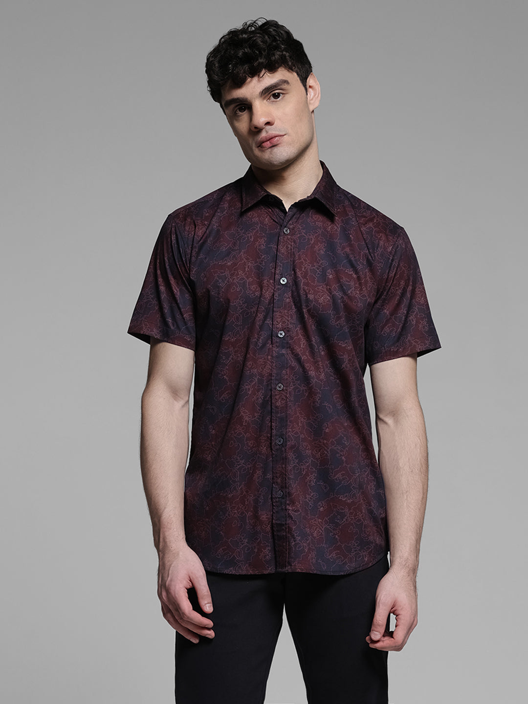 Printed Slim Fit Short Sleeves Shirt