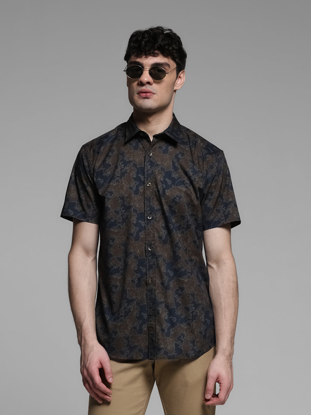 Brown Printed Slim Fit Short Sleeves Shirt - S