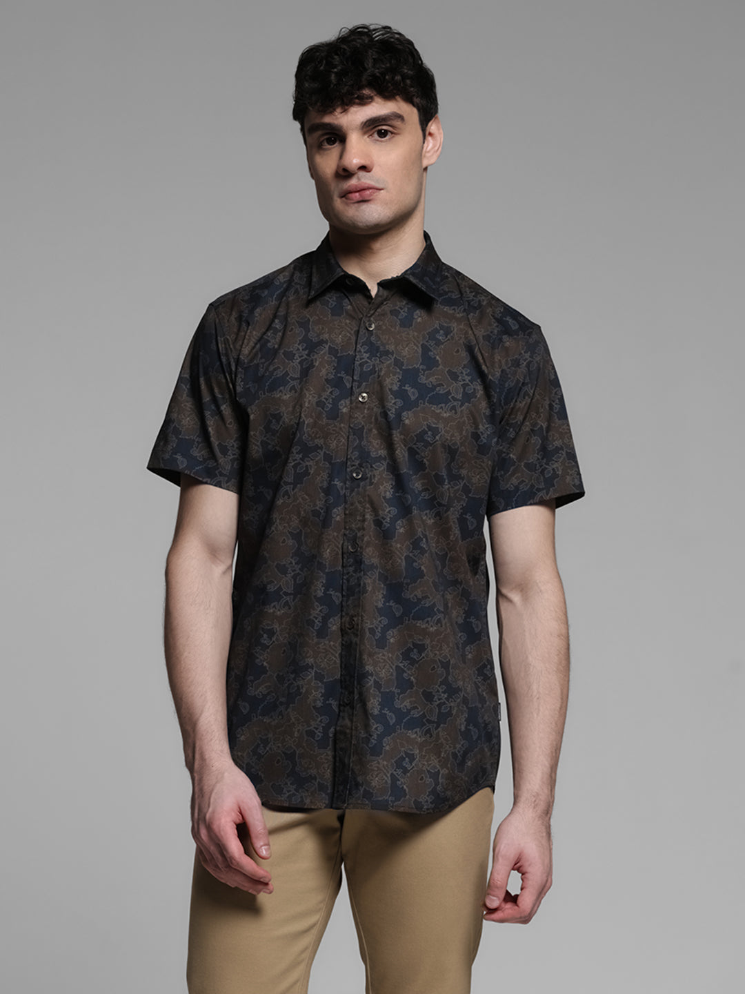 Brown Printed Slim Fit Short Sleeves Shirt