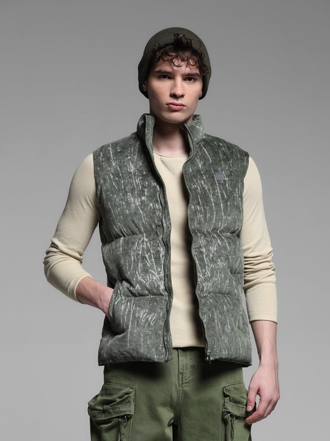 Printed Sleeveless Puffer Vest Jacket - S
