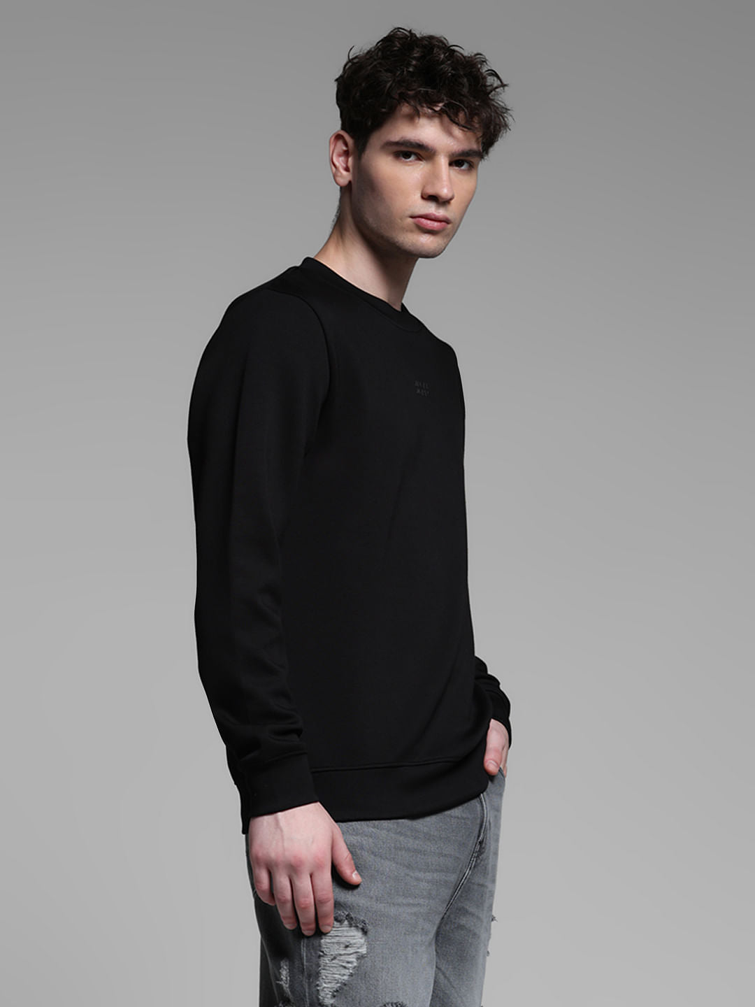 BLACK REGULAR FIT SWEATSHIRT