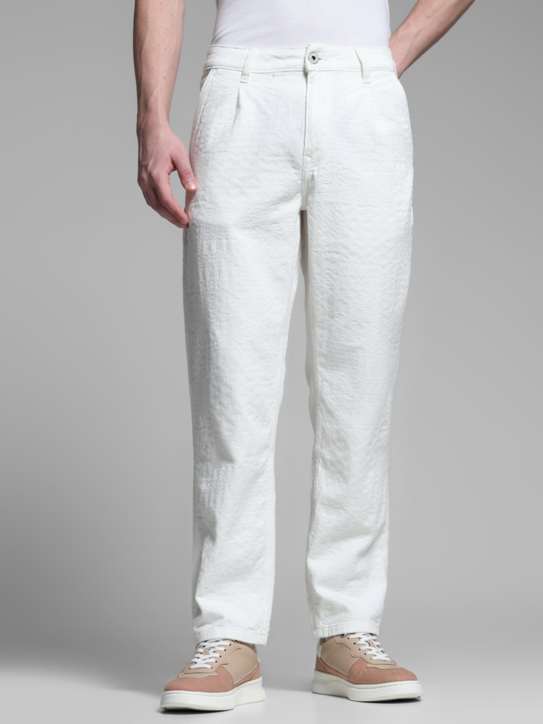 White Low Rise Ace Anti Fit Jeans - 28/30