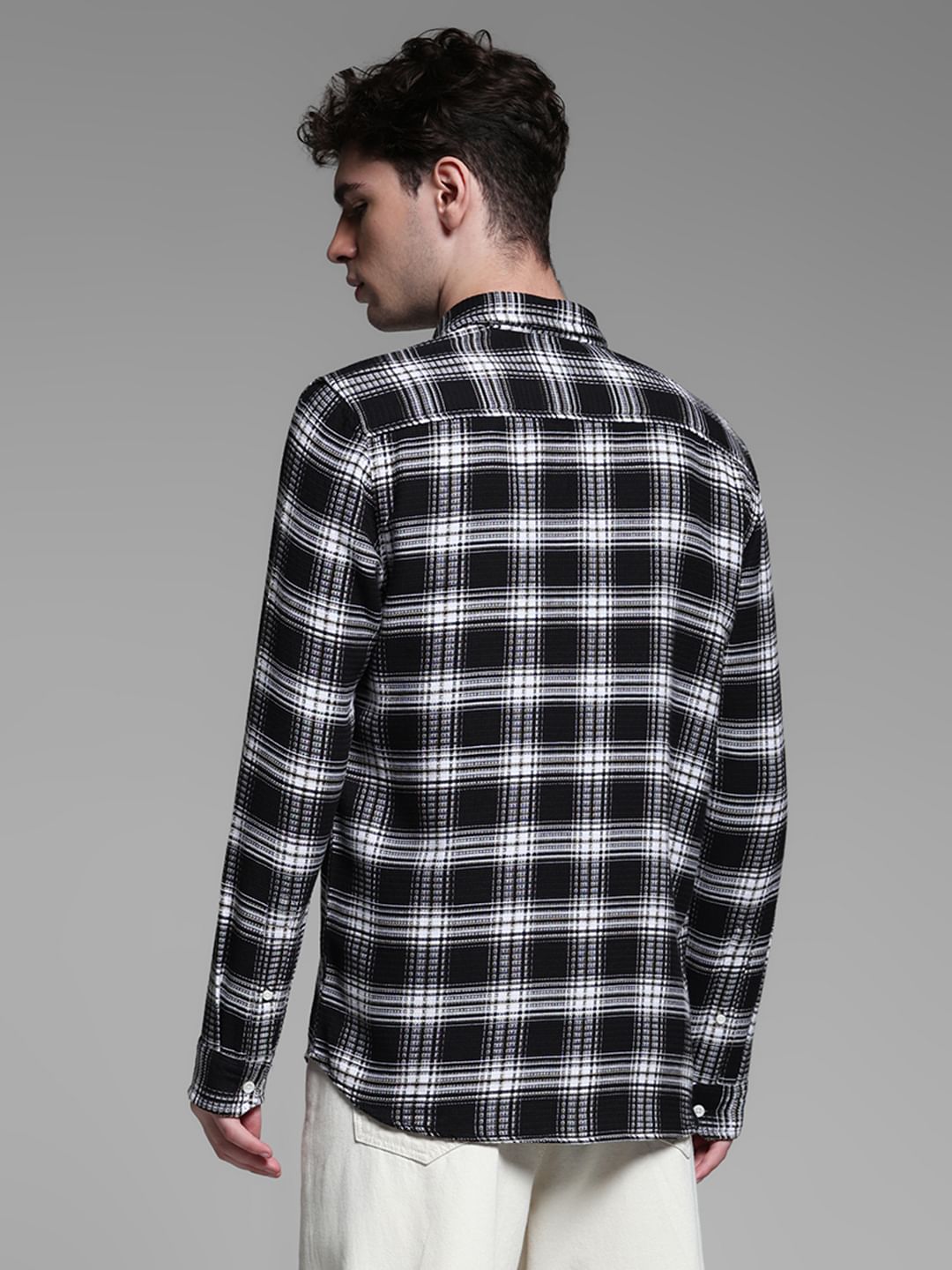 BLACK DOBBY CHECK SHIRT