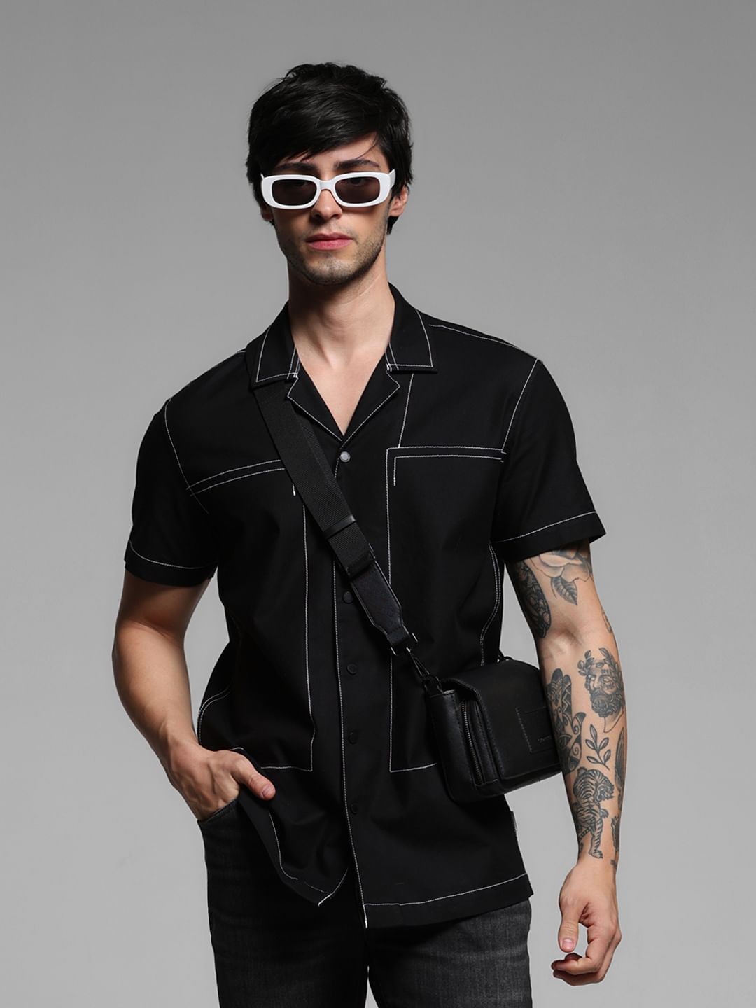 Black Contrast Stitch Short Sleeves Shirt - S