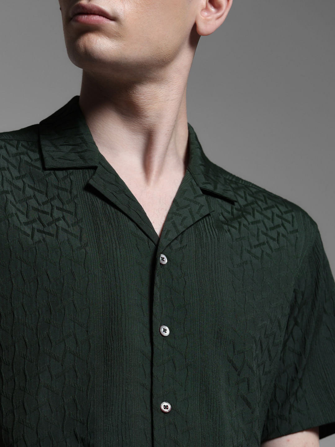 DARK GREEN SHORT SLEEVES SHIRT