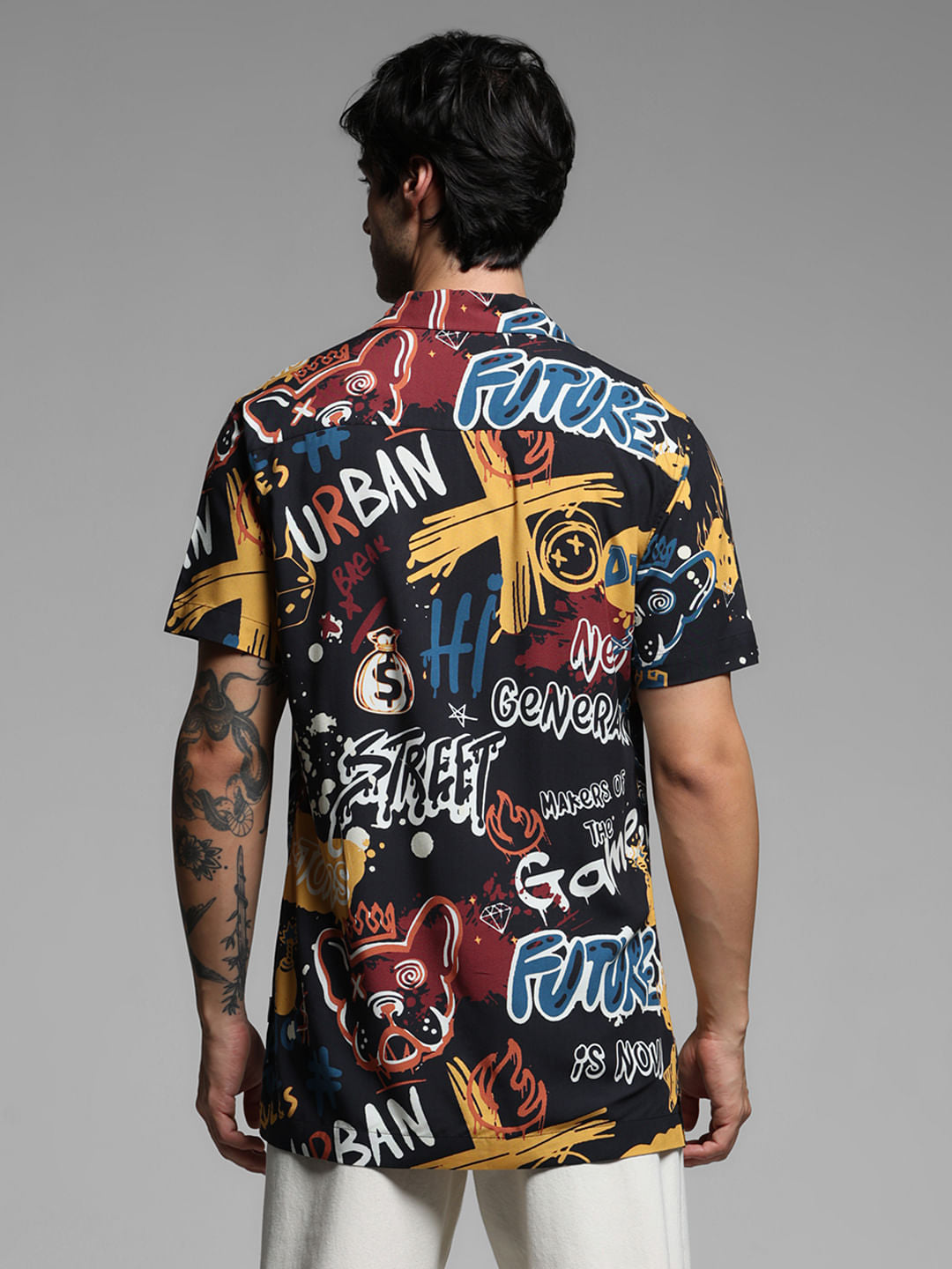 Black Graphic Print Short Sleeves Shirt