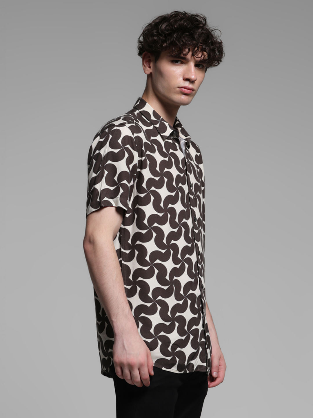 Brown Abstract Print Short Sleeves Shirt