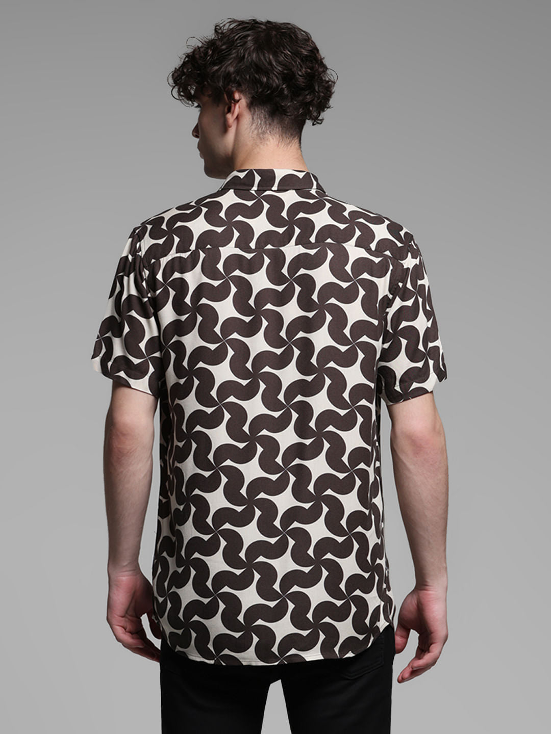Brown Abstract Print Short Sleeves Shirt
