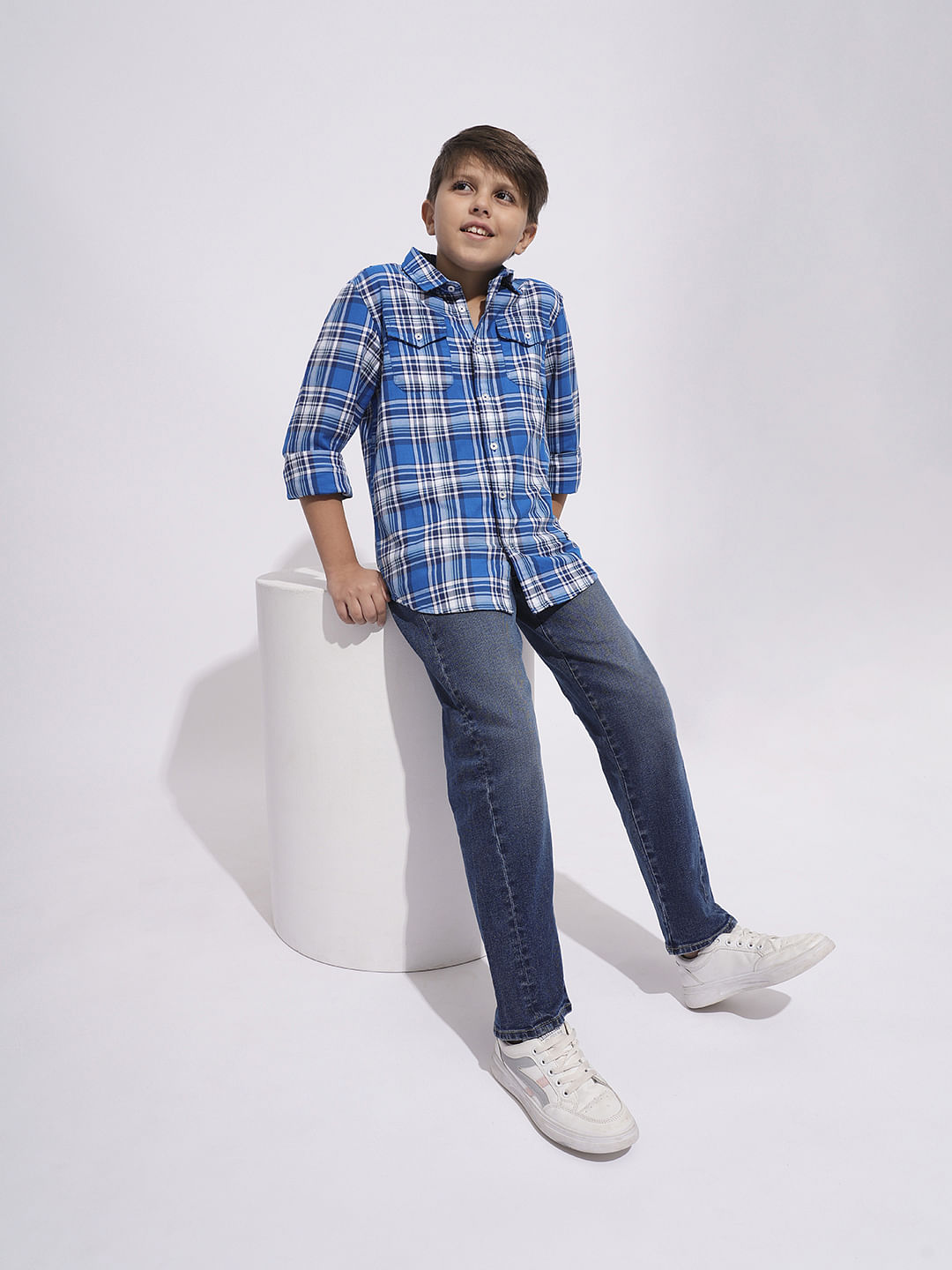 Blue Mid Rise Washed Loose Fit Jeans - 4/5Y