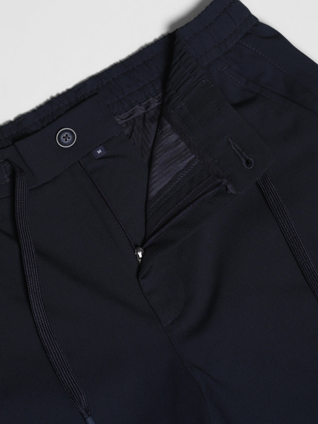 Men Solid Navy Blue Regular Fit Cargo Pants With 6 Pockets