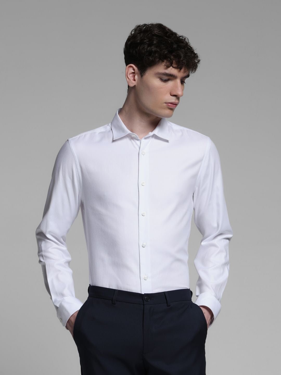 WHITE DOBBY FULL SLEEVES SHIRT - XL