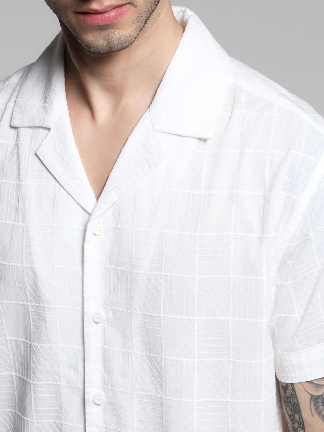 White Embroidered Resort Collar Shirt